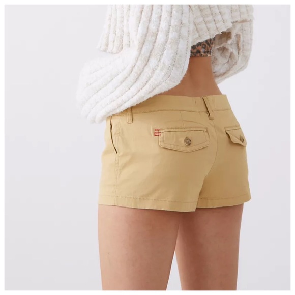 BDG Margot Khaki Shorts - Picture 6 of 9